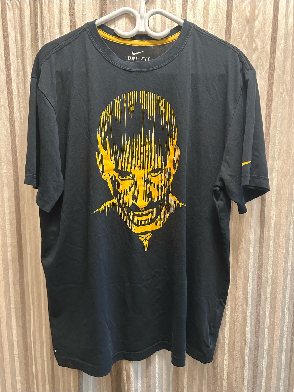 Nike Kobe Bryant Dri-FIT Men’s Black T-Shirt with Yellow Kobe Image, Size XL